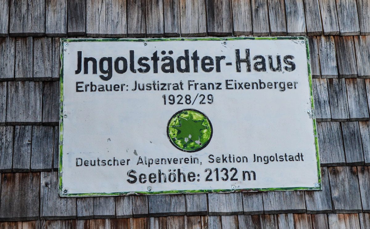 Ingolstädter Haus 2.132 Meter