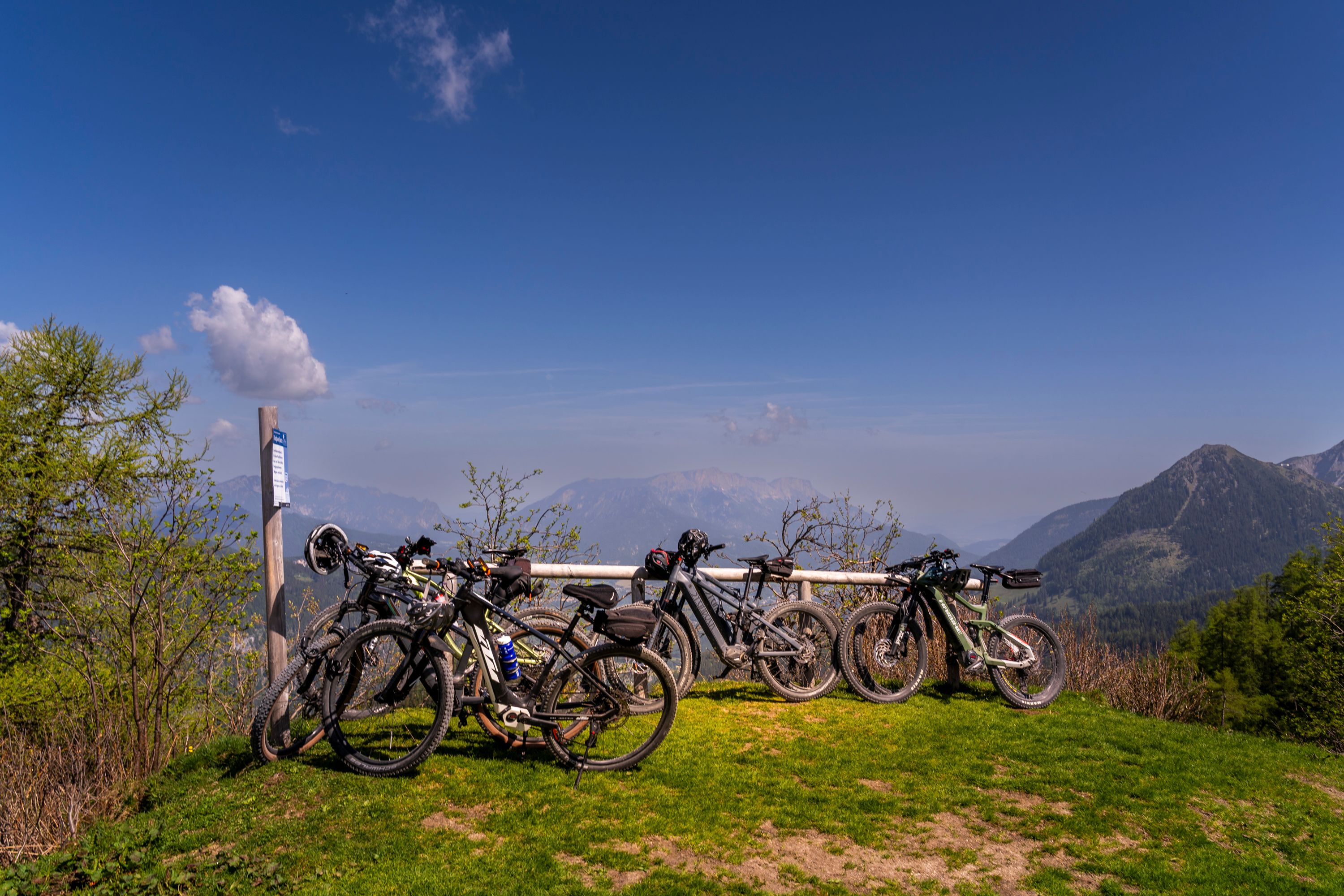 Radlparkplatz Gotzenalm