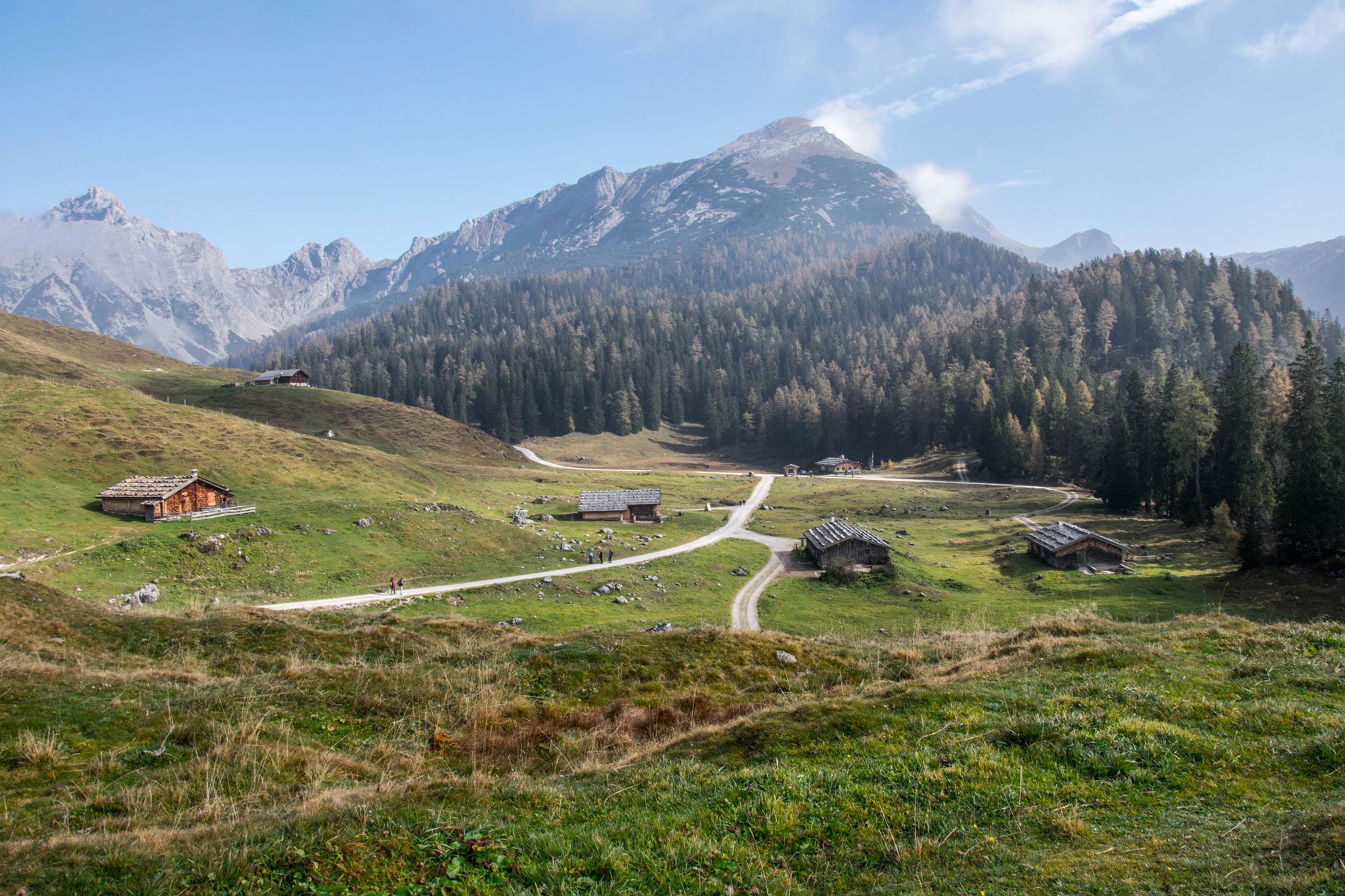 Die Kallbrunnalm vor dem Seehorn
