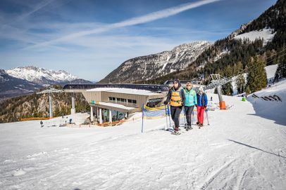 Schneeschuhwanderung an der Mittelstation der Jennerbahn